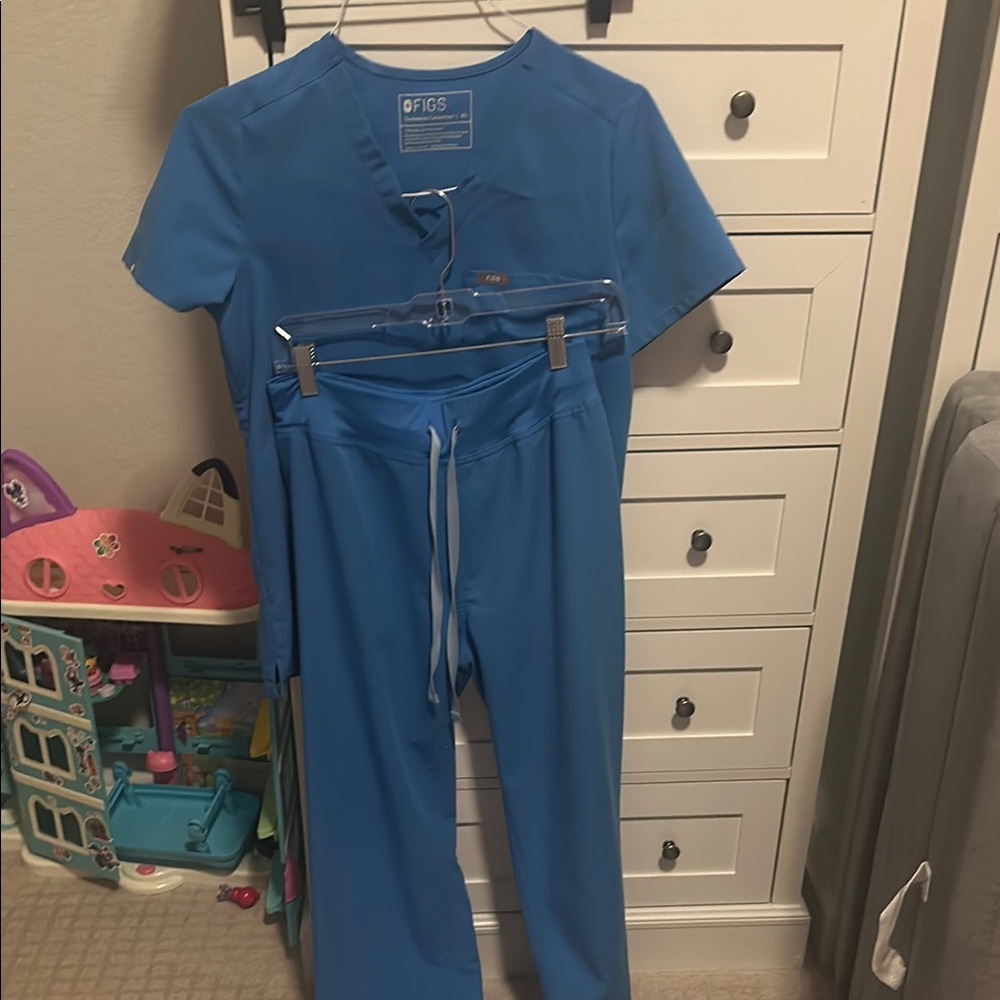 Figs Women's Blue Scrub Set